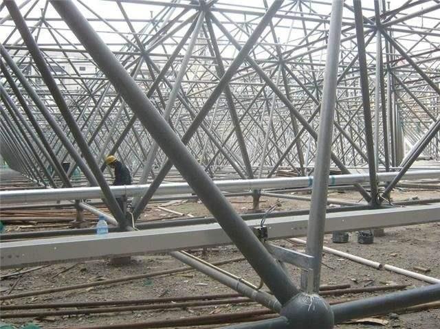 平顶山盘点螺栓球网架对选材方面的4点要求
